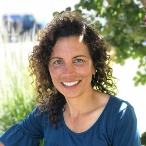 Meet your Posher, Elisa